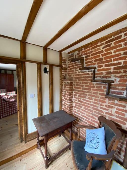 Dereham A Newly Renovated, Cosy Escape In The Beautiful Shepherd'S Cottage מראה חיצוני תמונה